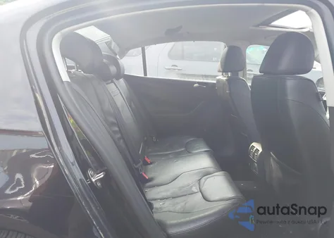 2008 Volkswagen Passat Lux из США, поврежденный, VIN WVWEK73C48P026537